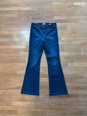 Sofia Jeans Dark Wash Denim Flare Classic Fit
